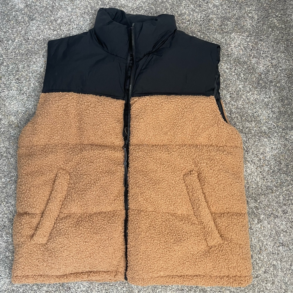 Wild Fable Puffer Vest